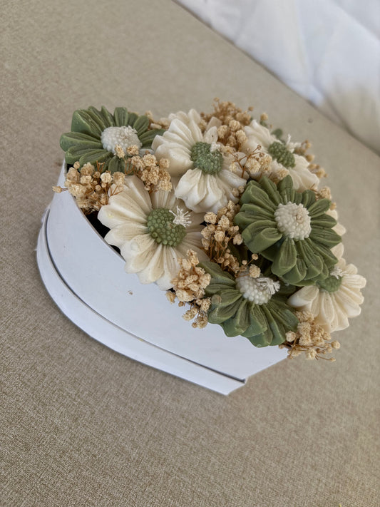 Douces marguerites vertes olive & blanche - Fleur de Cerisier